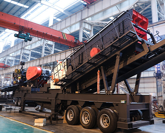 MTF轮胎式移动破碎筛分站