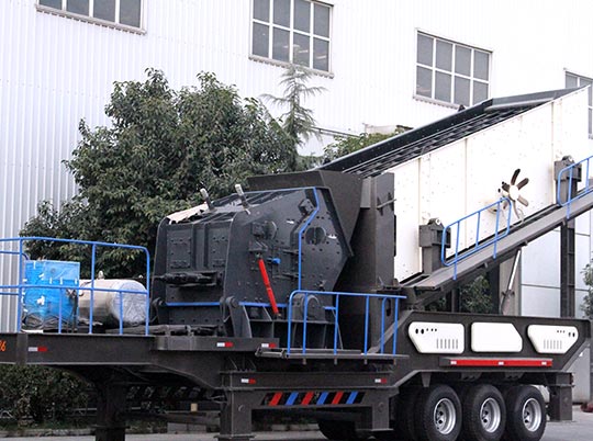 城市建设加快促使建筑垃圾异常猖狂星辉移动式破碎机解难题