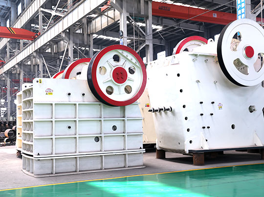 星辉颚式破碎机锤头耐磨块的成分设计原理分析