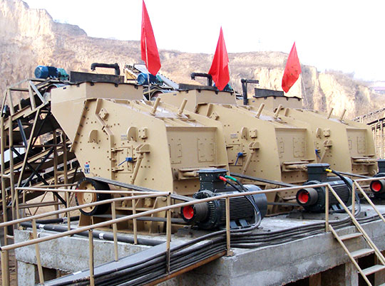 星辉 讲解夏季破碎机操作注意事项